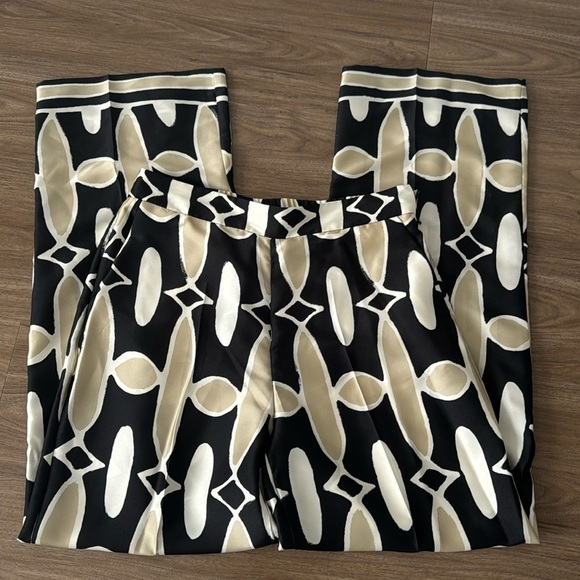 Zara Geometric Print Pants - Picture 2 of 5